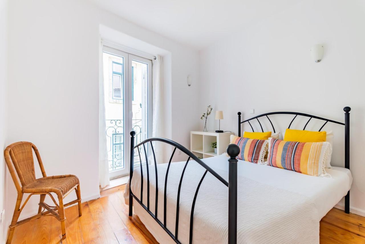 2Br At Chiado Historical Heart Of Lisbon Apartment Exterior photo